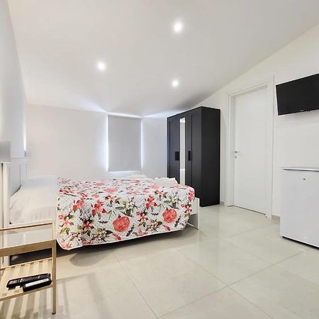 D Annunziohouse Bed & Breakfast Martinsicuro Bagian luar foto