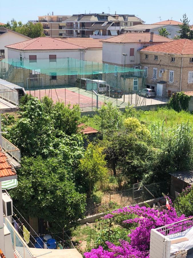 D Annunziohouse Bed & Breakfast Martinsicuro Bagian luar foto