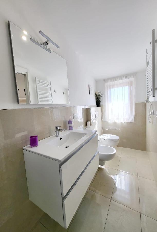D Annunziohouse Bed & Breakfast Martinsicuro Bagian luar foto