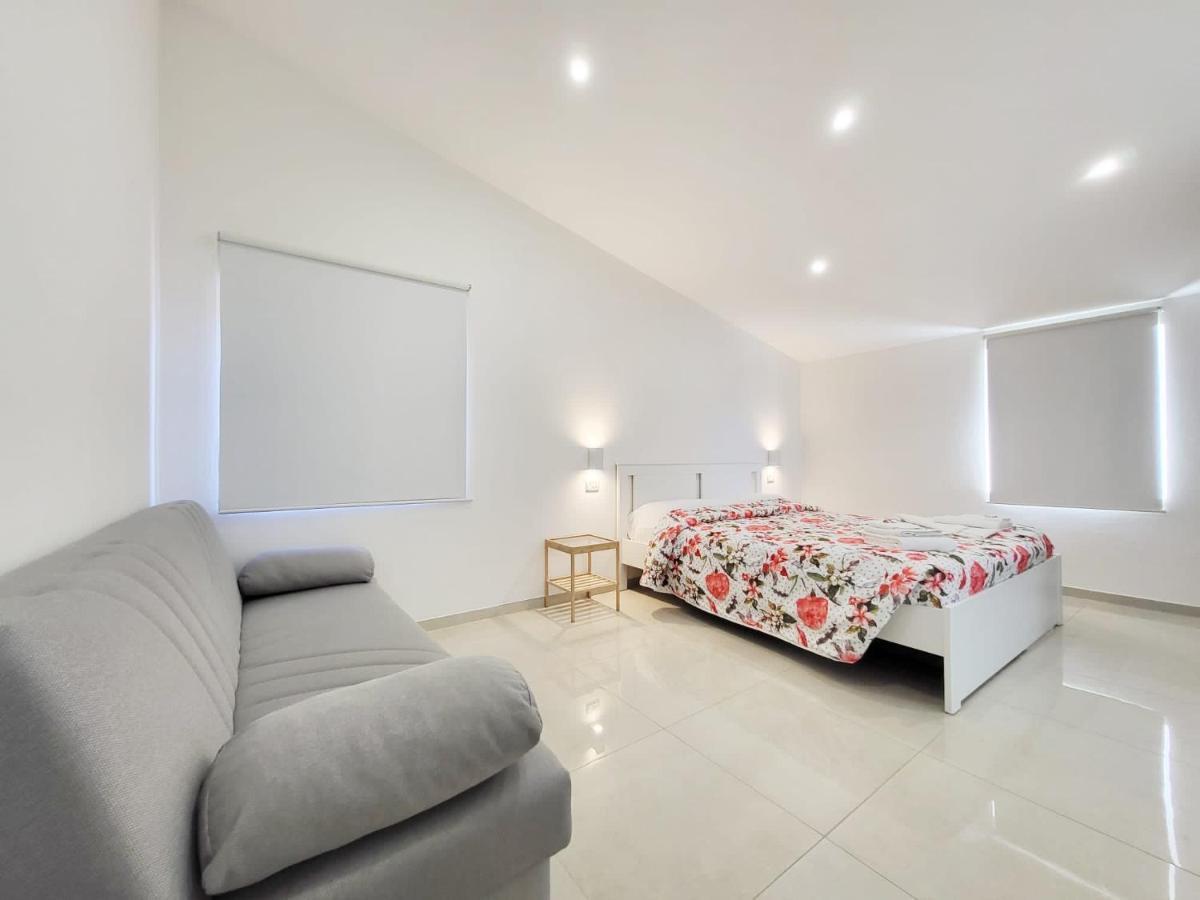 D Annunziohouse Bed & Breakfast Martinsicuro Bagian luar foto